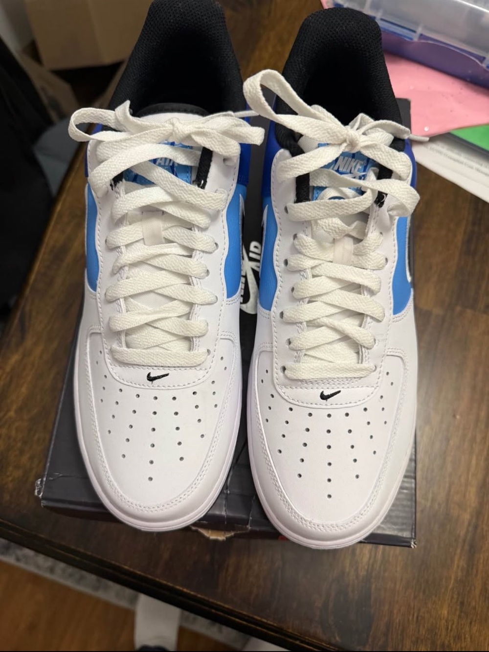 Nike Men’s Air Force 1 White & Blue Low-Top Sneakers